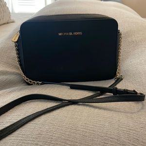 Michael Kohrs black crossbody